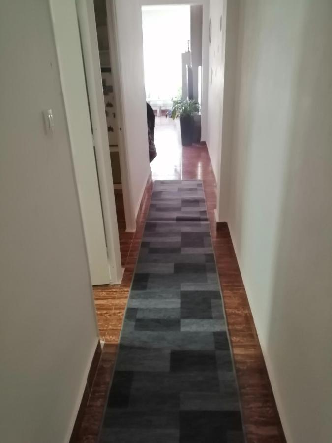 Schoene Wohnung Mit Wifi Und Parkplatz Auf Der Strasse Oliva Εξωτερικό φωτογραφία
